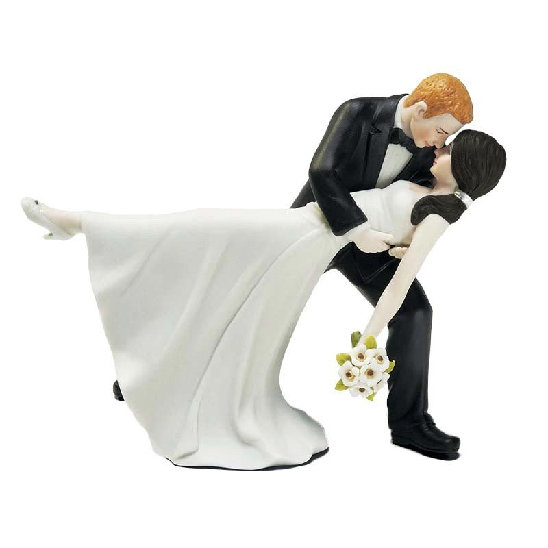 Figurine Pièce montée Baiser renversé