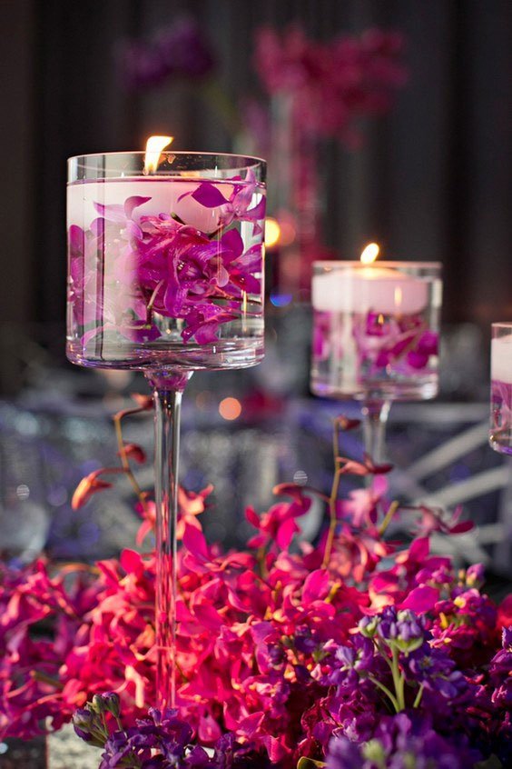 Bougie fleur fuchsia dans sa verrine - La Fée des Bougies Bougie fleur fuchsia dans sa verrine - La Fée des Bougies