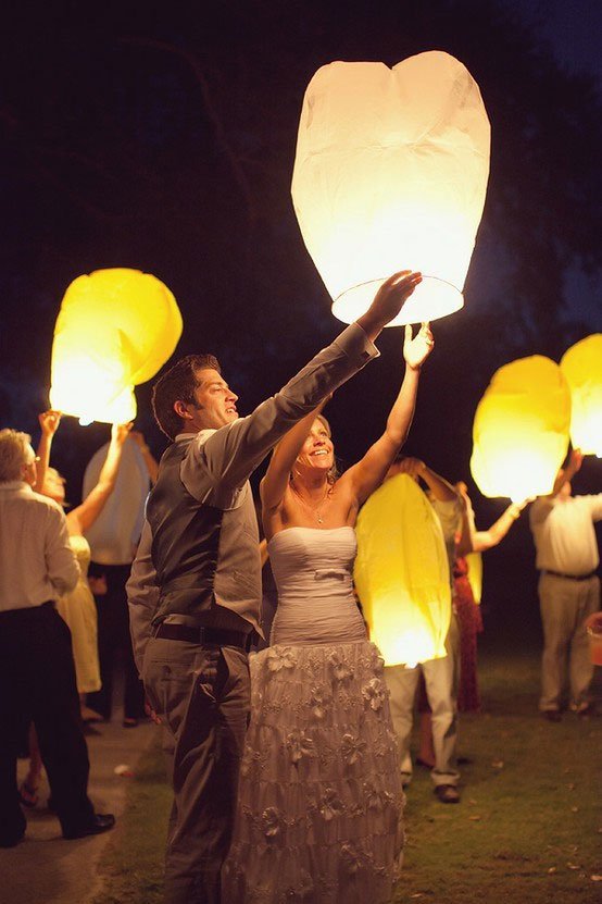 Lanternes Volantes pour Mariage