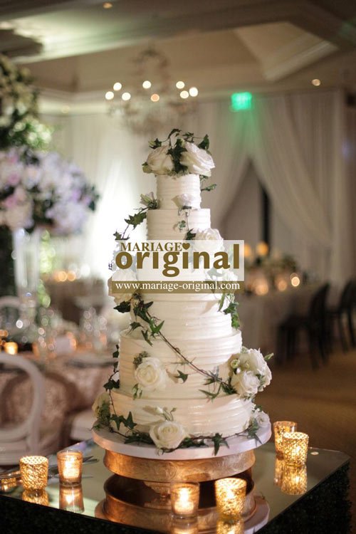 10-le-vrai-grand-gateau-qui-trone-sur-le-table