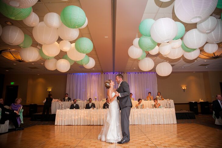 danse-mariage-decoration-lanternes-papier