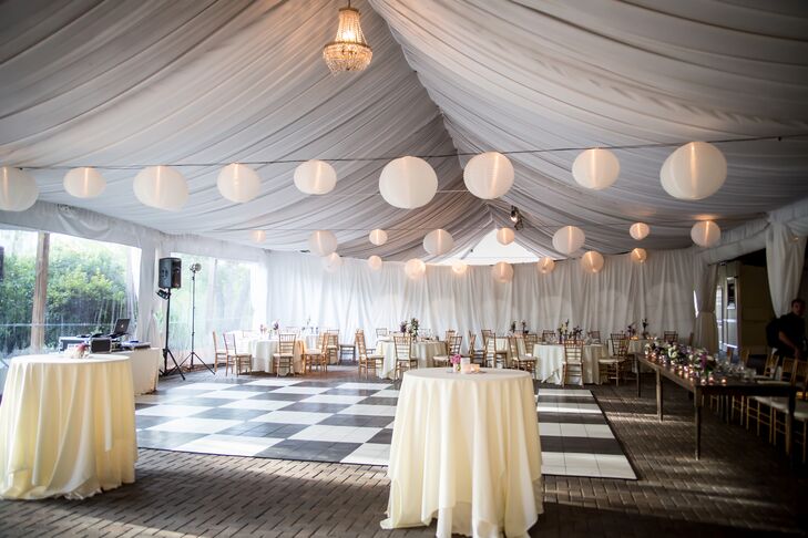 salle-mariage-decoration-lanterne-guirlande