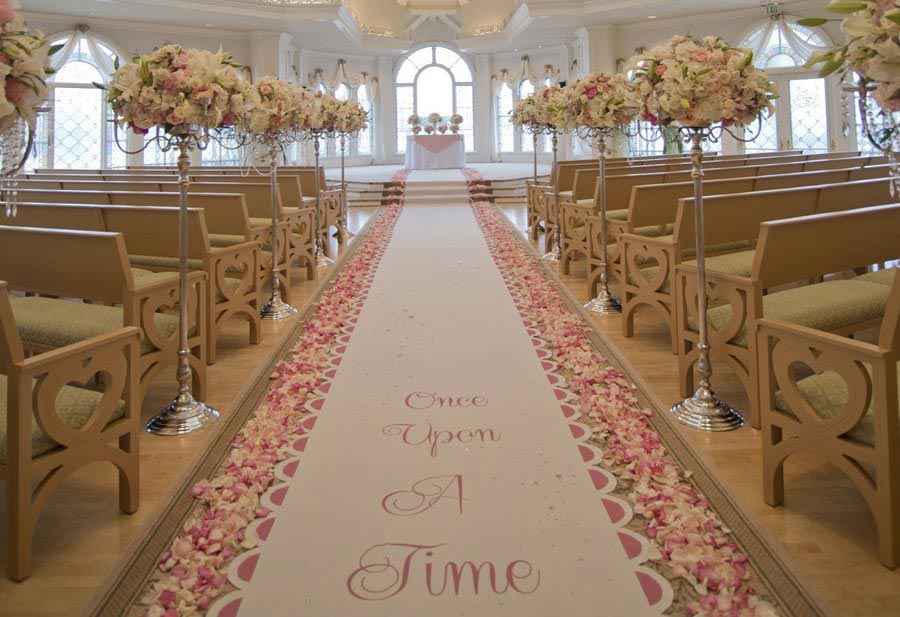 tapis d'eglise mariage personnalisé theme princesse